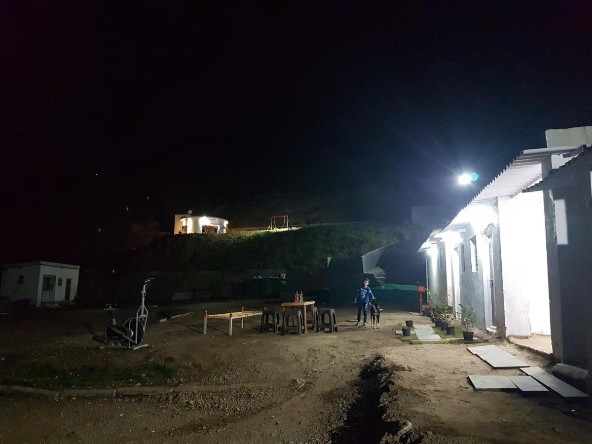 מלון מאלשיג' גט Jandyal Farm House מראה חיצוני תמונה